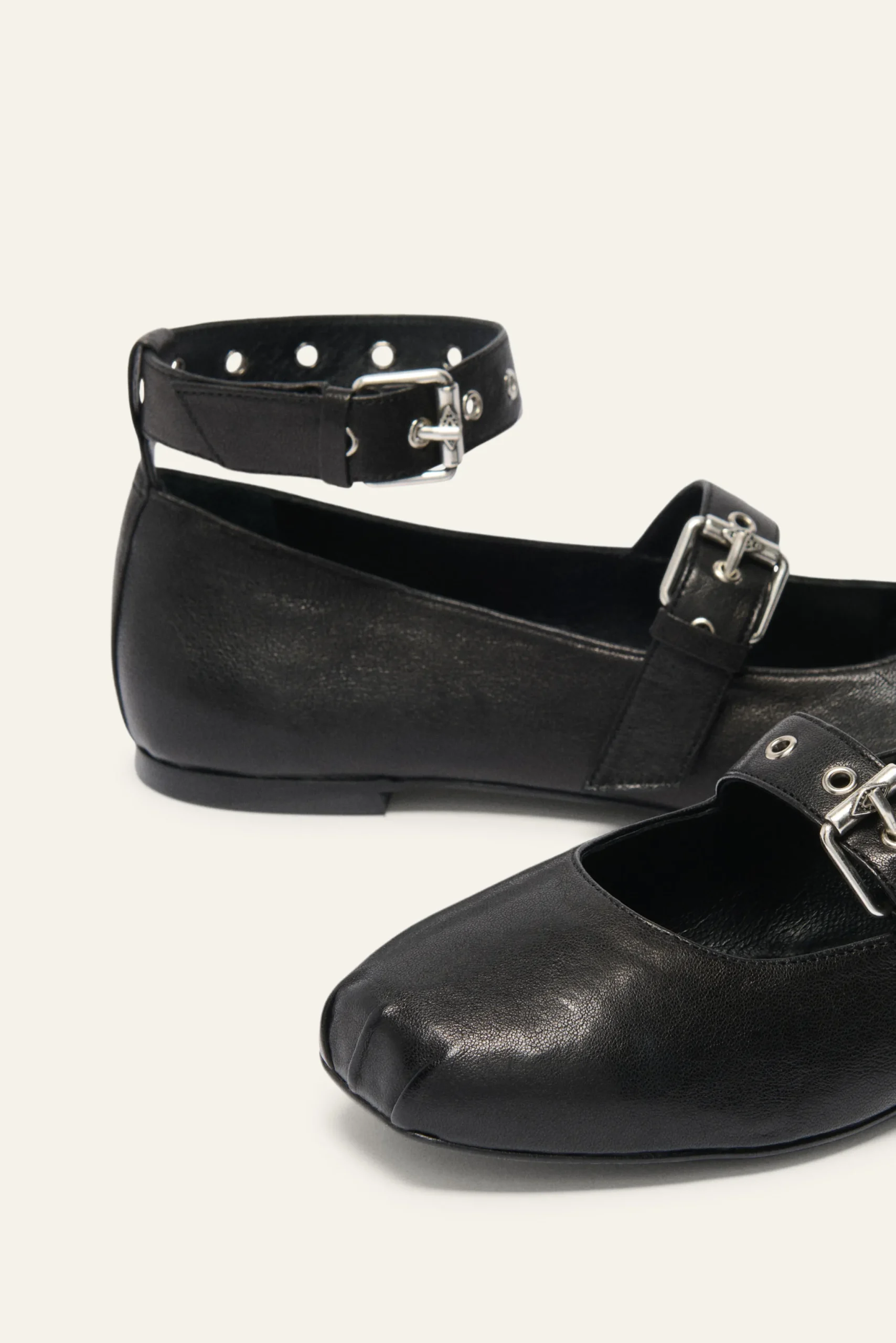 ba&sh CANYA< Shoes